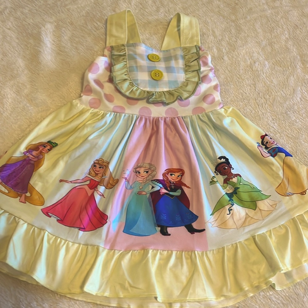 Adorable princess dress Disney - size 12-18mo euc